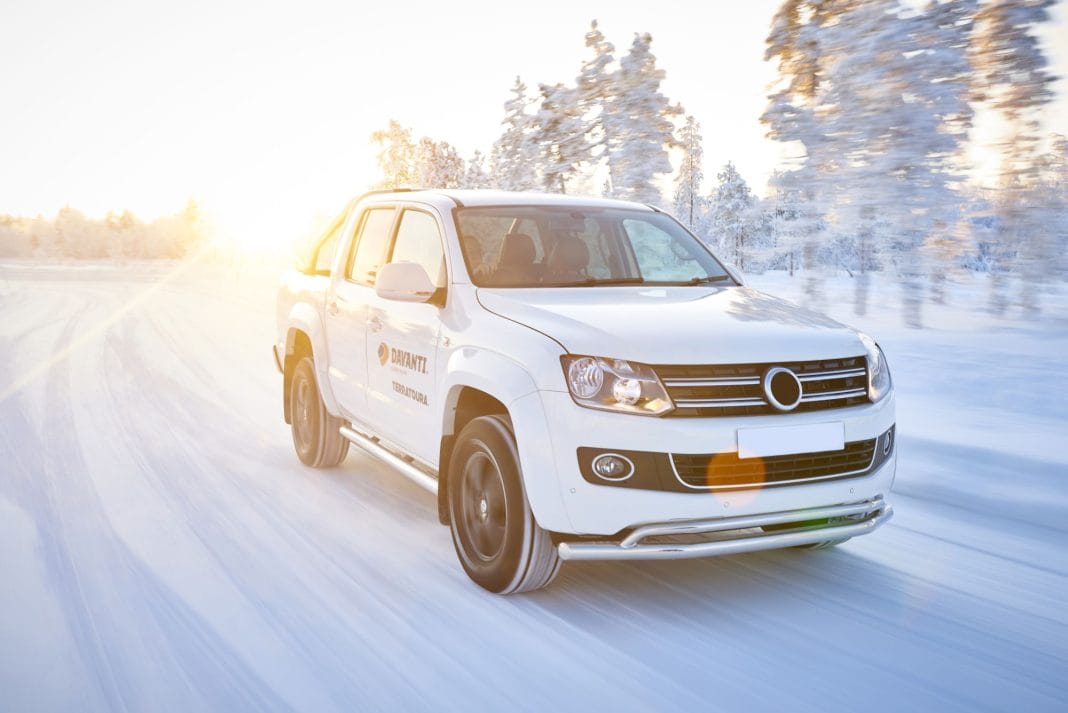 anvelopele_de_var_pe_timp_rece_avantaje_i_riscuri