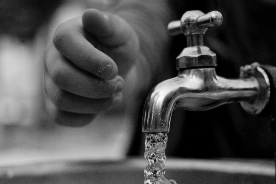 musiking-water-2614538_1920